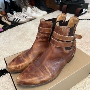 Frye Pointed Toe Ankle Boots - Brown Leather - Size 9